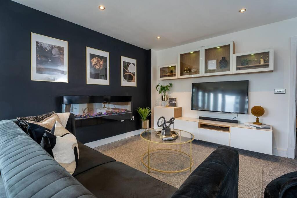 Penthouse Noir - Wyndale Living - Central Bham 2Br Birmingham Eksteriør billede